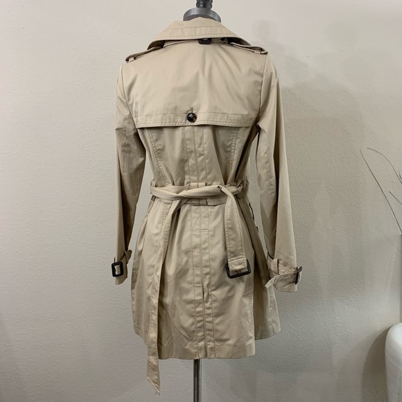 BR Water-Resistant Classic Trench Coat - Picture 5 of 11